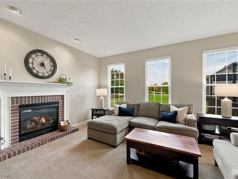39280 Camelot Way , Avon, OH 44011 Photo 3