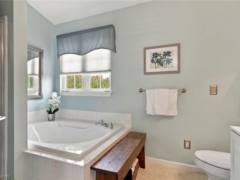 39280 Camelot Way , Avon, OH 44011 Photo 34