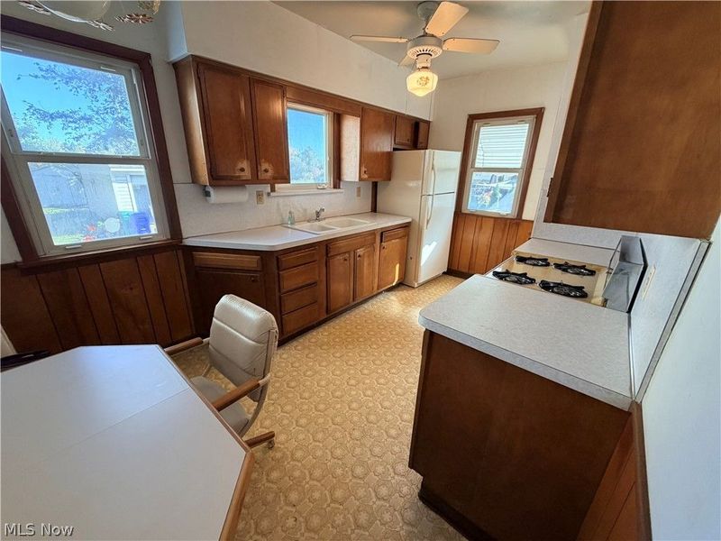 4581 E 49th Street , Cuyahoga Heights, OH 44125 Photo 12