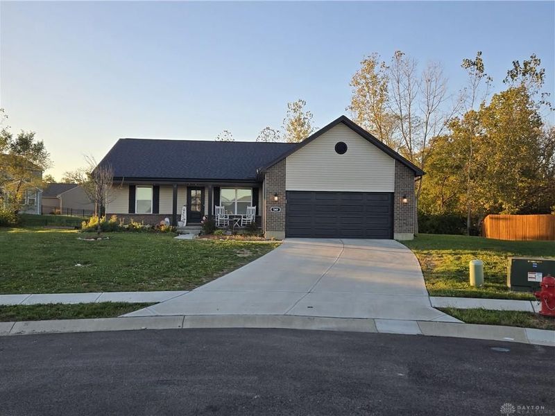549 Chatham Place, Trenton, OH 45067 Photo 2