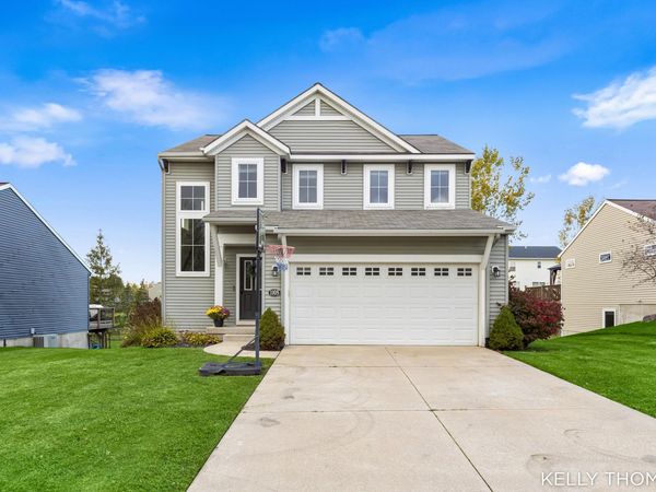 1105 Peaceful Drive SE, Byron Center, MI 49315