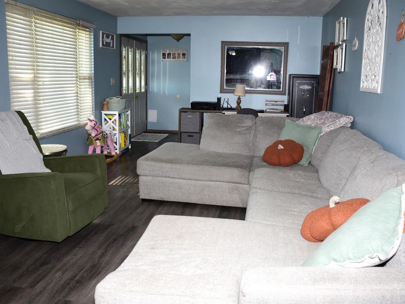 85 W Michaels Road, Tipp City, OH 45371 Photo 5