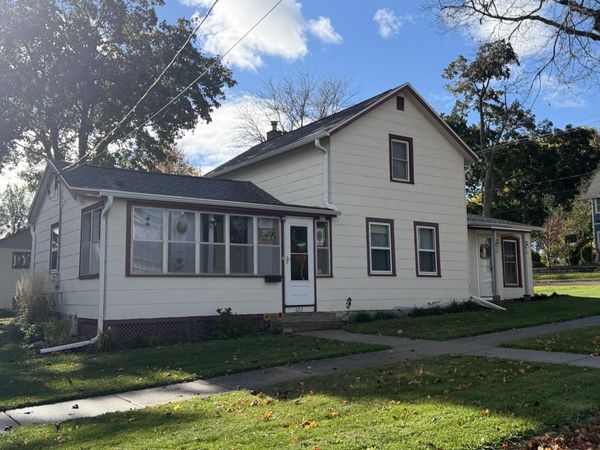 653 Fountain Street, Columbus, WI 53925