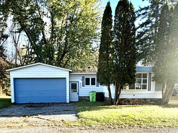 400 New Lisbon Estates East Street, New Lisbon, WI 53950
