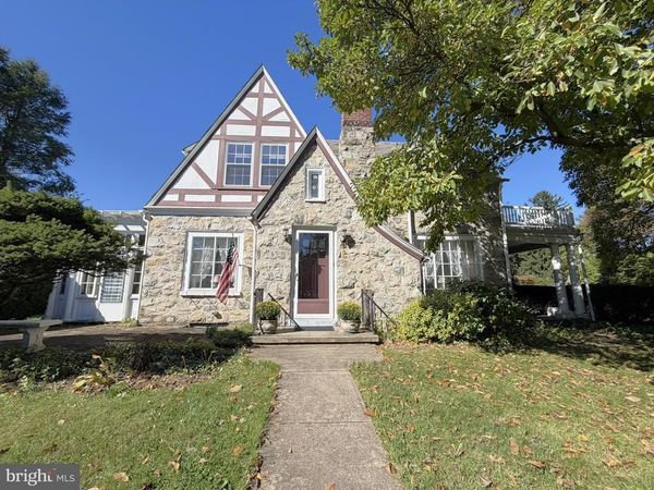 2 JEFFERSON BOULEVARD, WEST LAWN, PA 19609