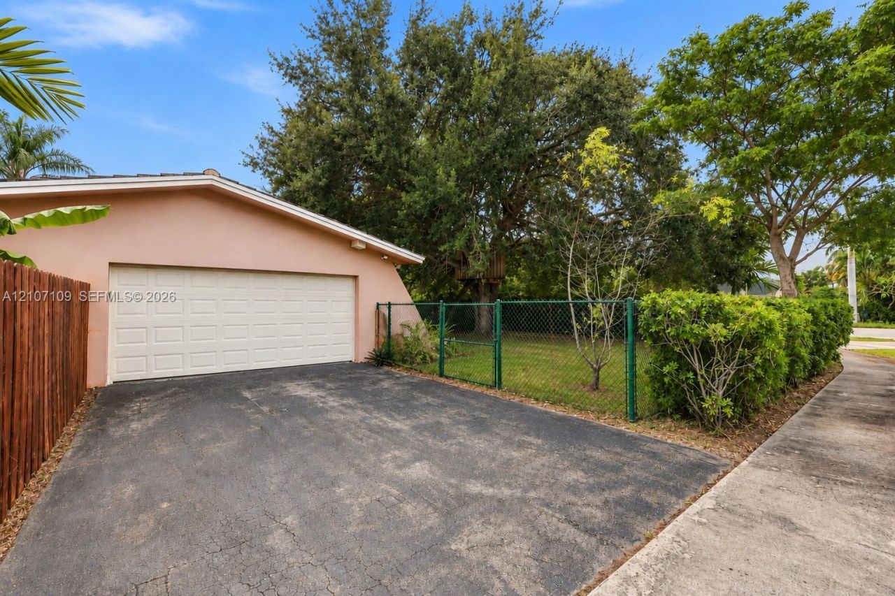 27701 SW 167th Ave , Homestead, FL 33031 Photo