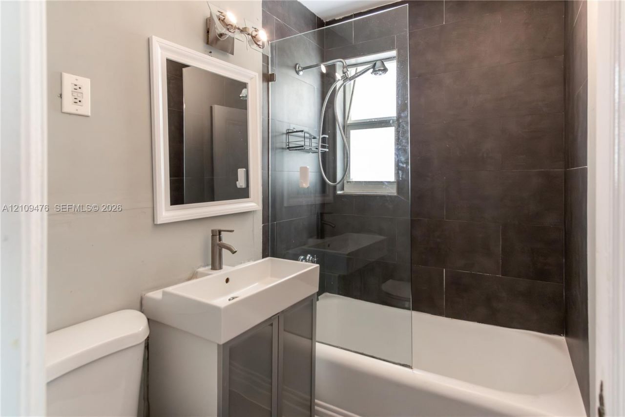 846 Jefferson Ave , Unit 4, Miami Beach, FL 33139 Photo