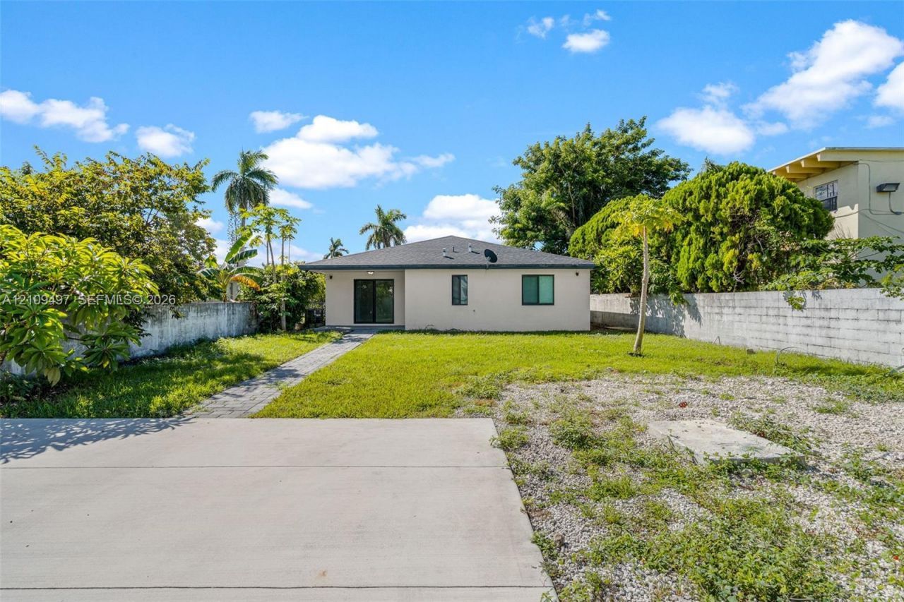 829 SW 5th St , Homestead, FL 33030 Photo