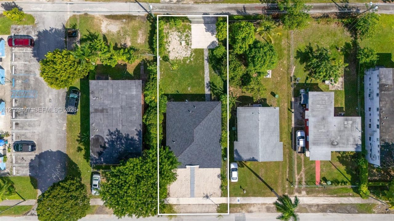 829 SW 5th St , Homestead, FL 33030 Photo