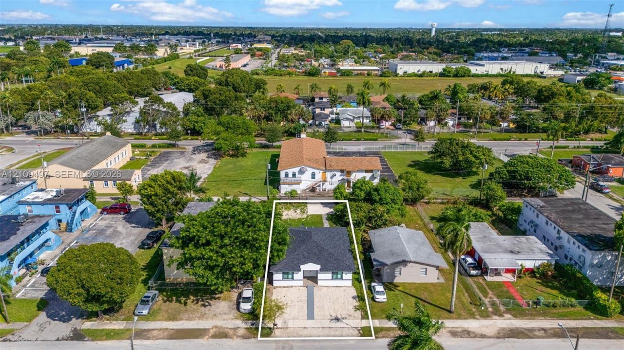 829 SW 5th St , Homestead, FL 33030 Photo