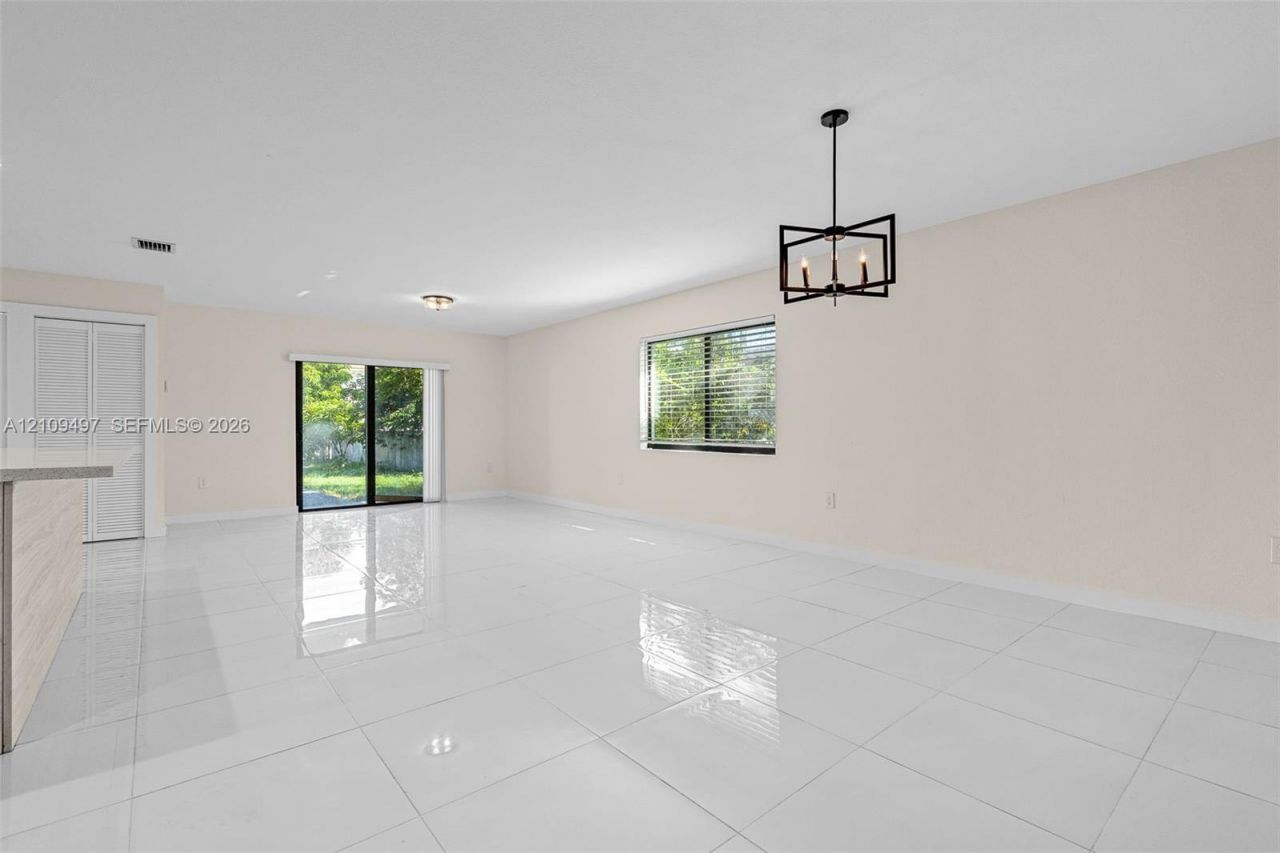 829 SW 5th St , Homestead, FL 33030 Photo