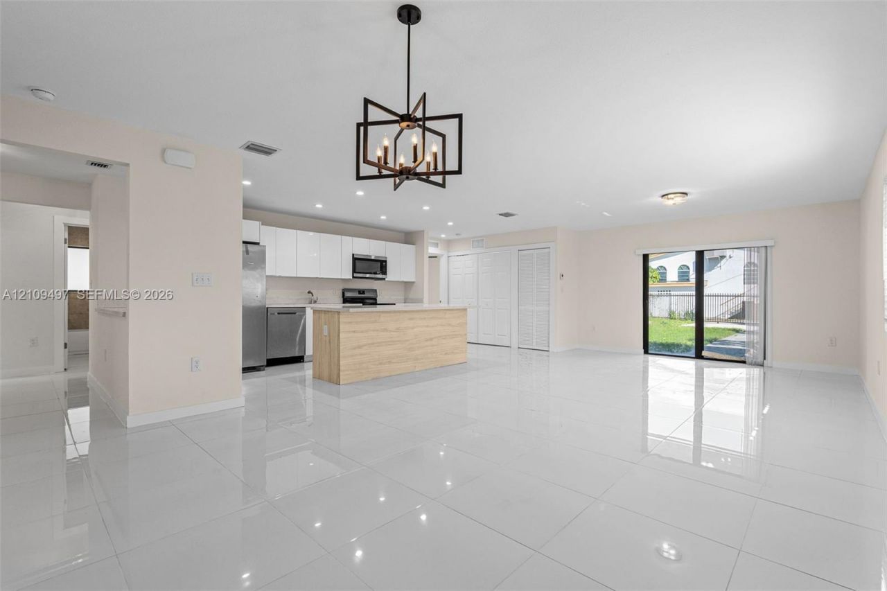 829 SW 5th St , Homestead, FL 33030 Photo