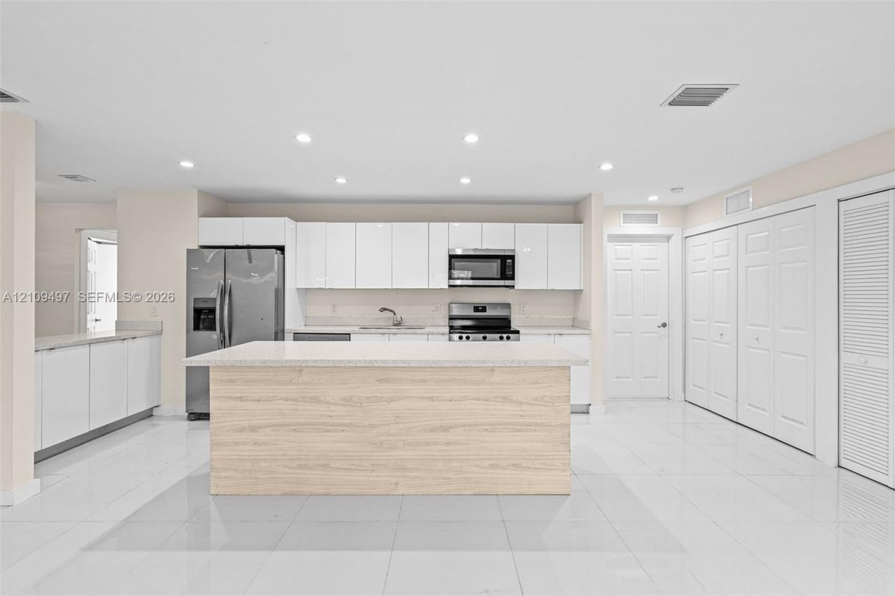 829 SW 5th St , Homestead, FL 33030 Photo