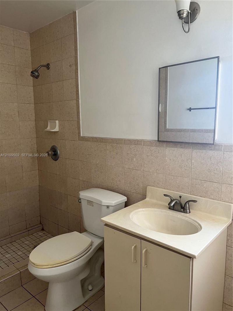 1051 SW 11th Ave , Miami, FL 33130 Photo