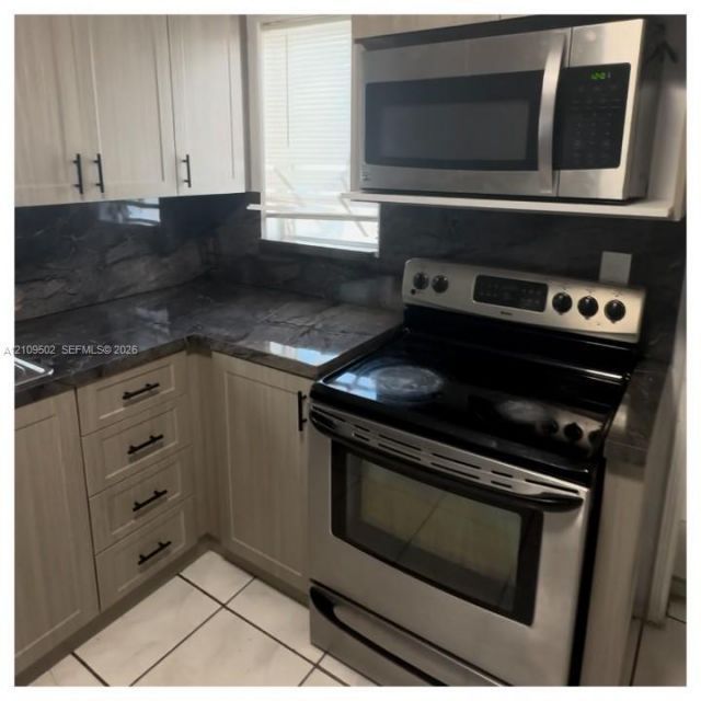 1051 SW 11th Ave , Miami, FL 33130 Photo