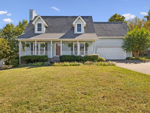 105 Saint Martins Ln, Smyrna, TN 37167