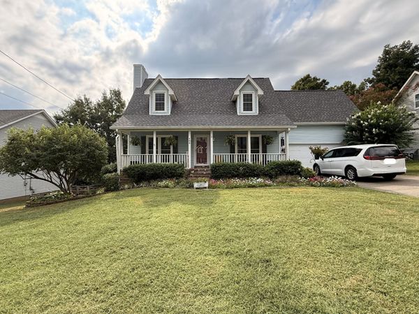 105 Saint Martins Ln , Smyrna, TN 37167