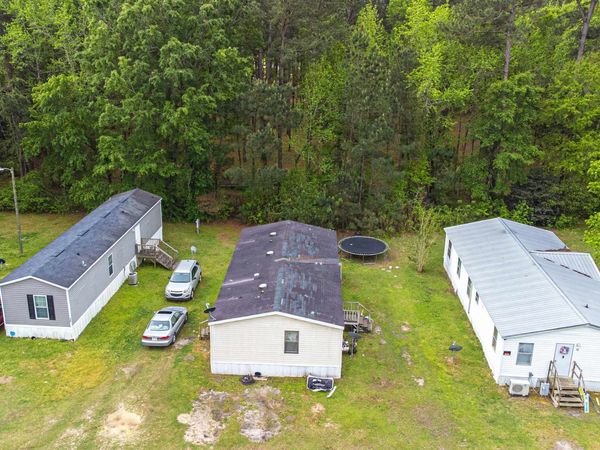 14 Locust St , Andrews, SC 29510