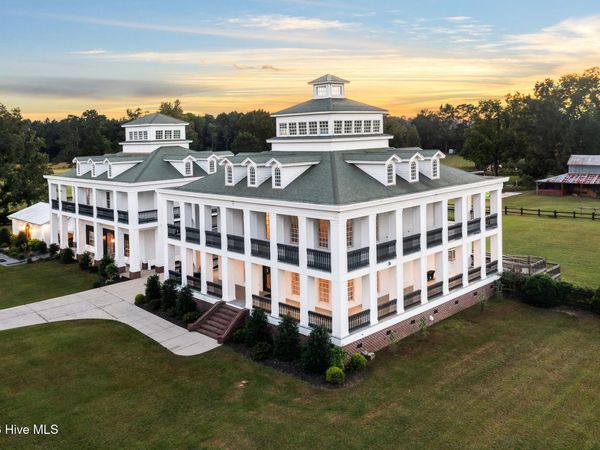2641 Union Valley Road , Whiteville, NC 28472