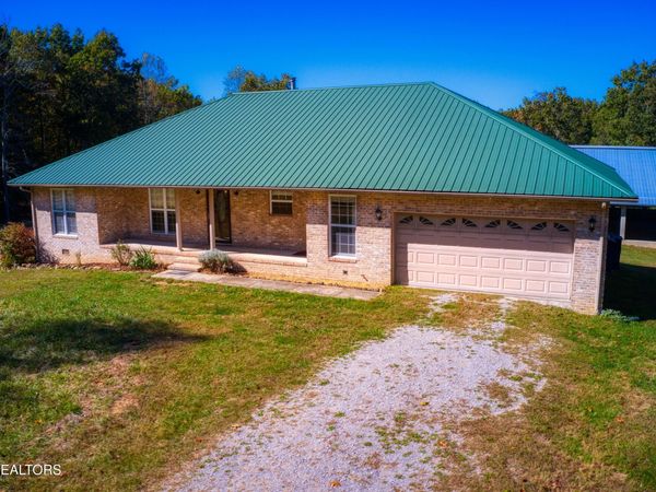 320 Spruce Creek Drive, Jamestown, TN 38556