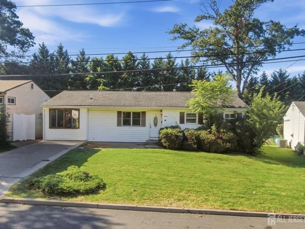 11 Georgetown Road , Parlin, NJ 08859