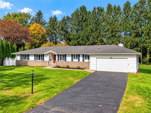 195 Hibiscus Drive , Rochester, NY 14618