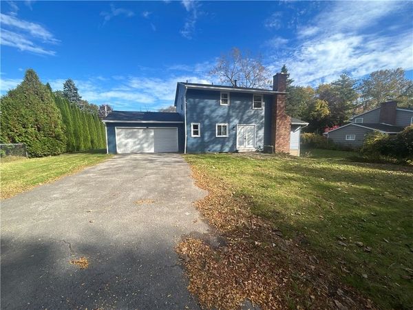 2333 Nine Mile Point Road , Penfield, NY 14450