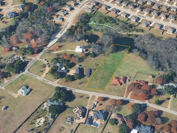 2703 Lake Ridge Road , Glenn Heights, TX 75154