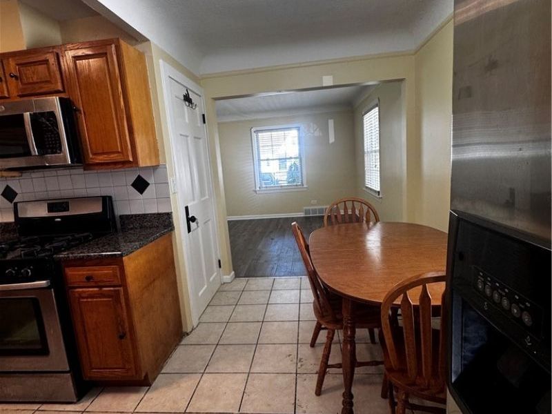 11801 Kensington Avenue, Cleveland, OH 44111 Photo 21