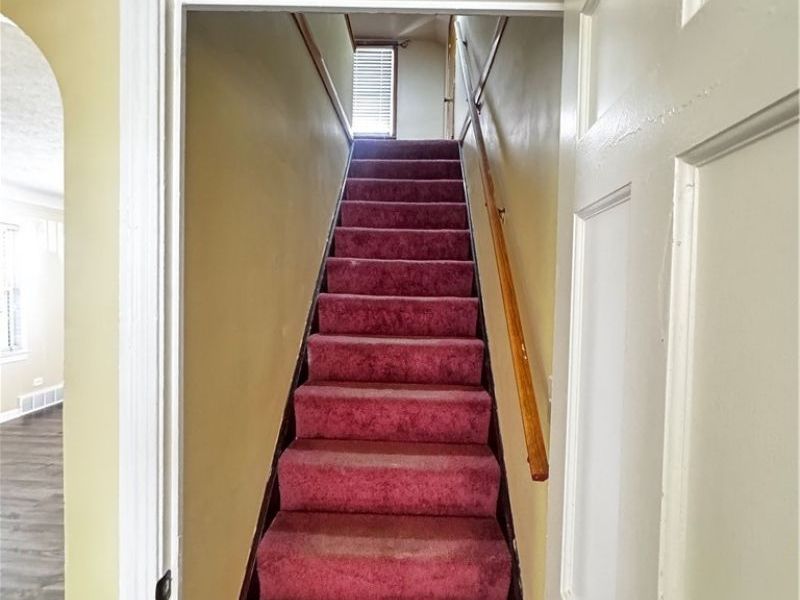 11801 Kensington Avenue, Cleveland, OH 44111 Photo 31