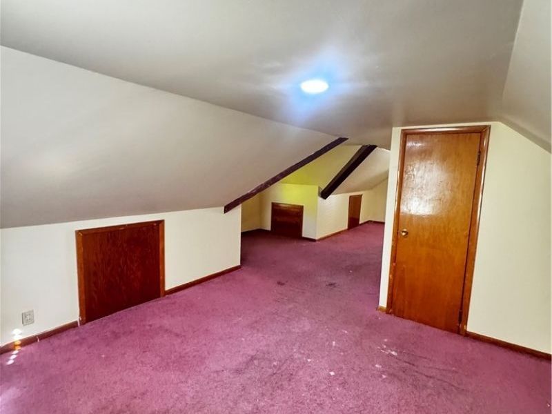 11801 Kensington Avenue, Cleveland, OH 44111 Photo 33