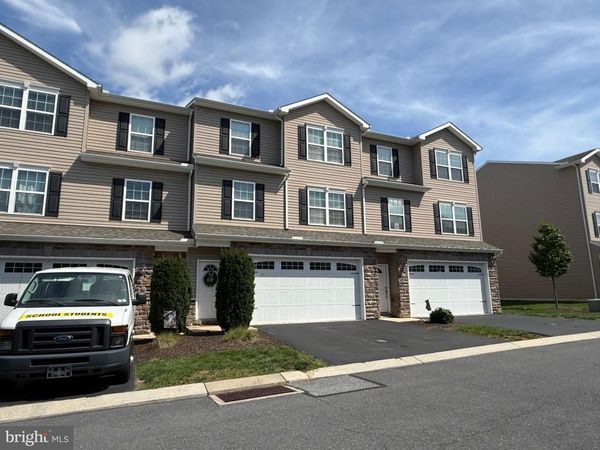 822 SPRING ROCK COURT , MECHANICSBURG, PA 17055