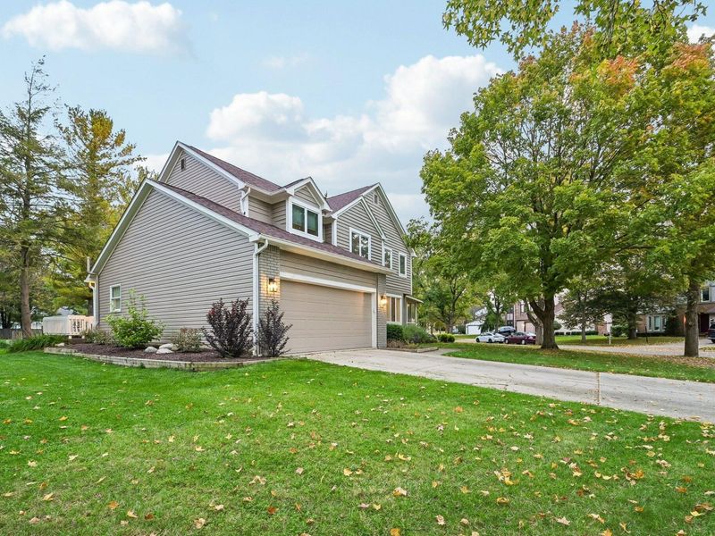 7173 Donnybrook Drive , Dublin, OH 43017 Photo 2