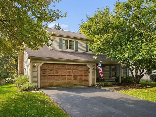 1975 Thistlewood Court, Columbus, OH 43235
