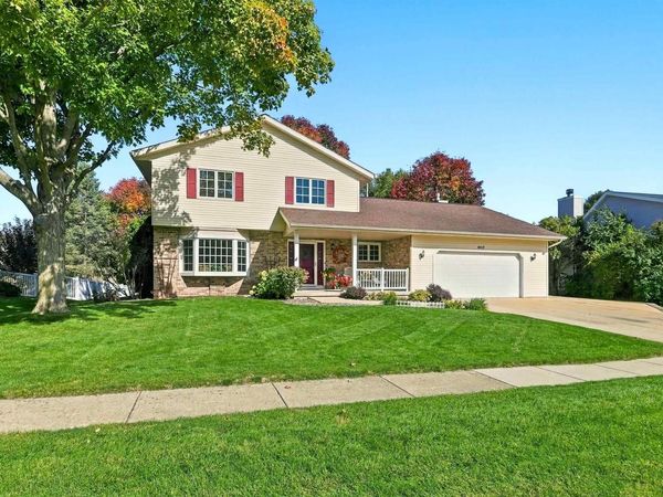 1602 Manchester Crossing, Waunakee, WI 53597