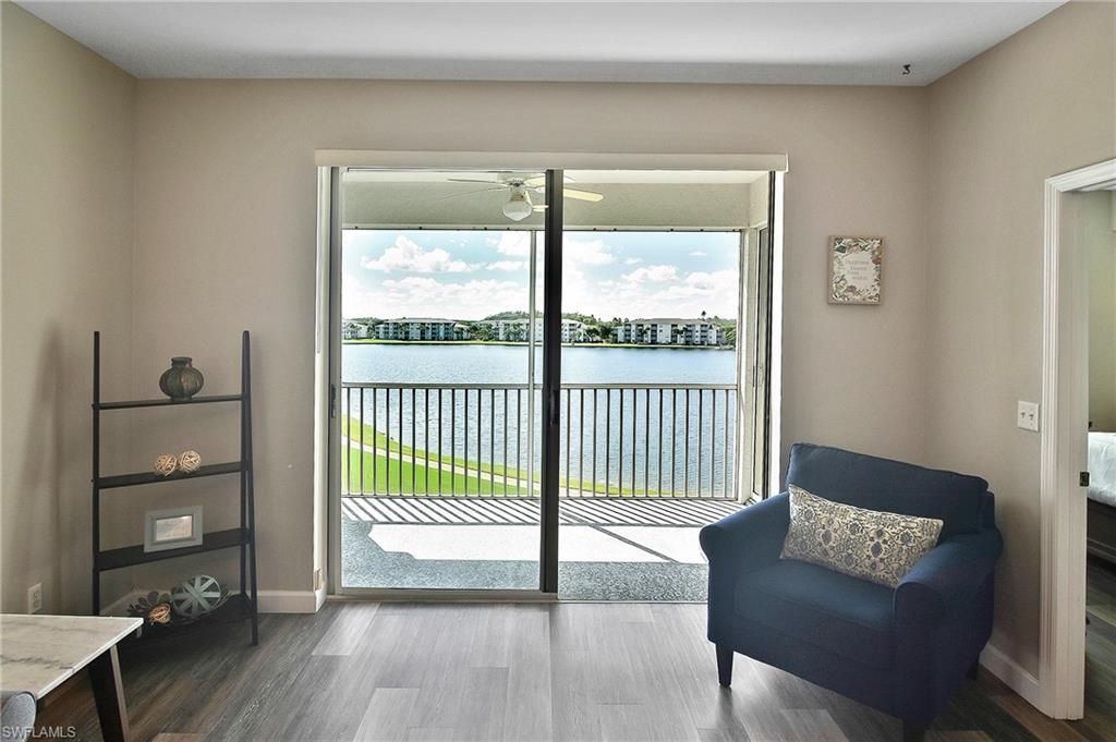 8056 Queen Palm Ln, Unit 643, Fort Myers, FL 33966 Photo