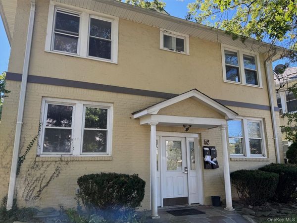 52 Highland , Unit 1, Port Washington, NY 11050