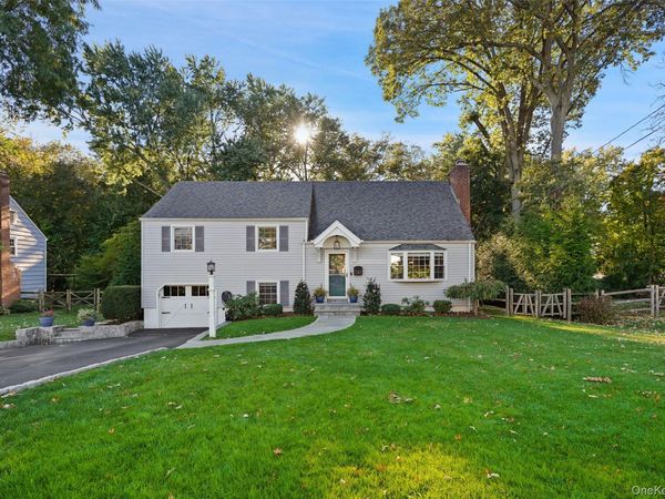 11 Barrett Lane , Port Chester, NY 10573