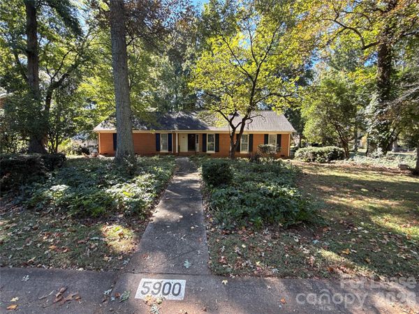 5900 Kirkpatrick Road , Charlotte, NC 28211
