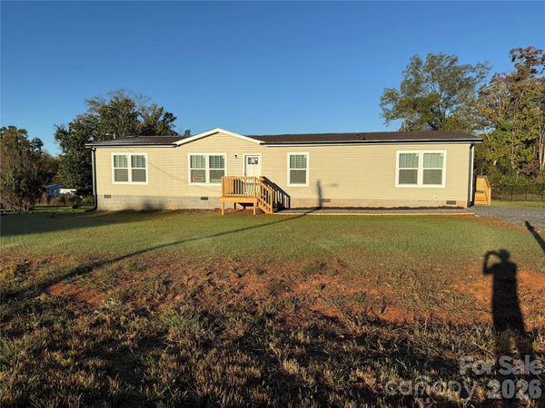 159 Titanium Drive , Statesville, NC 28625