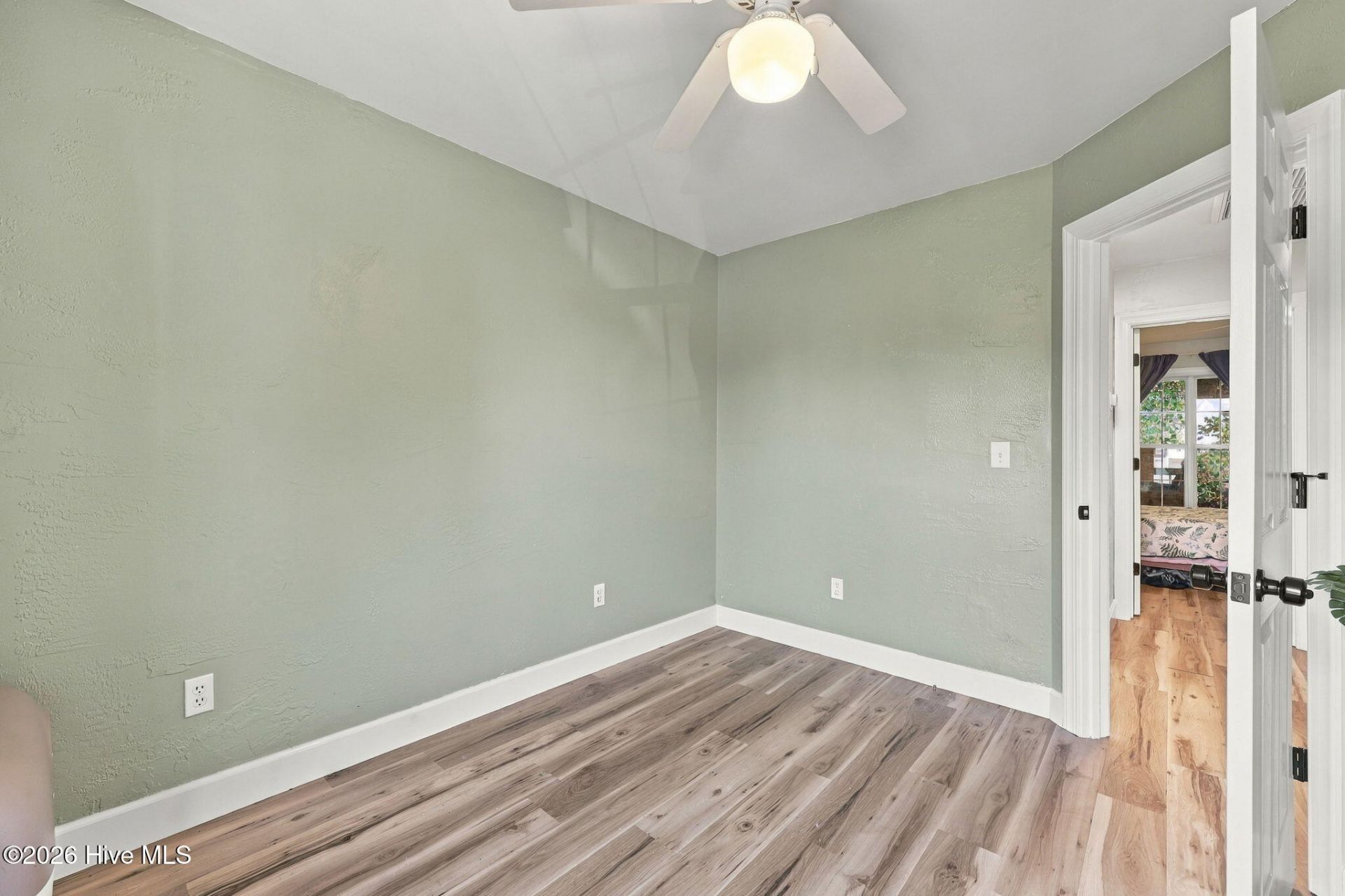 208 John Avenue  Photo 19