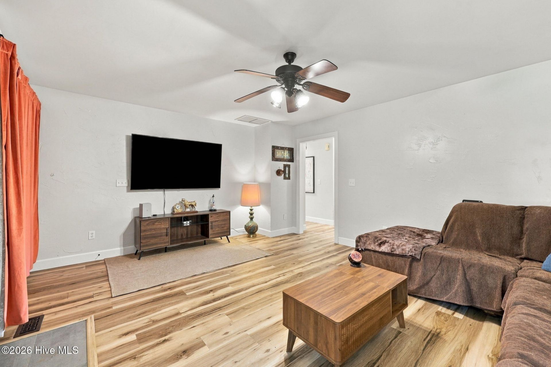 208 John Avenue  Photo 33