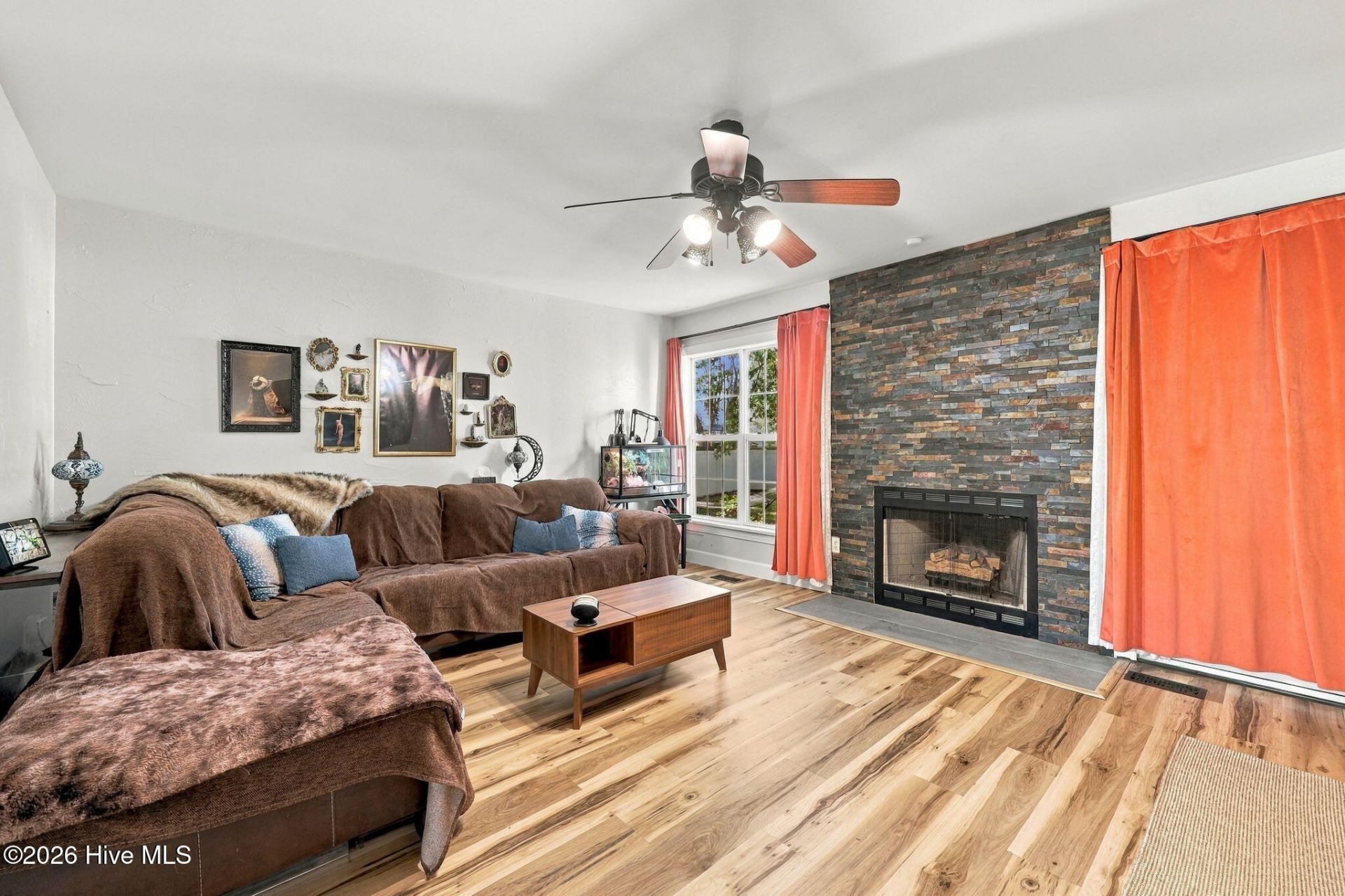 208 John Avenue  Photo 34