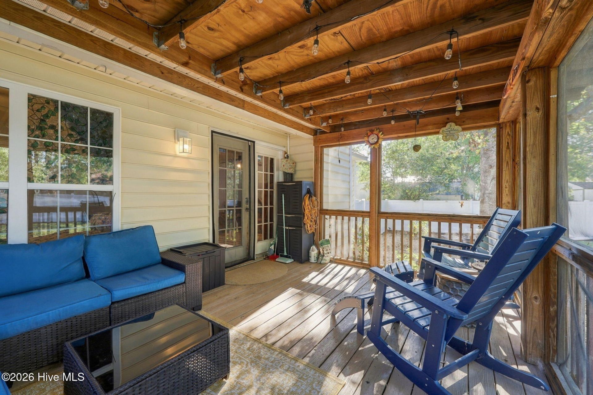 208 John Avenue  Photo 42