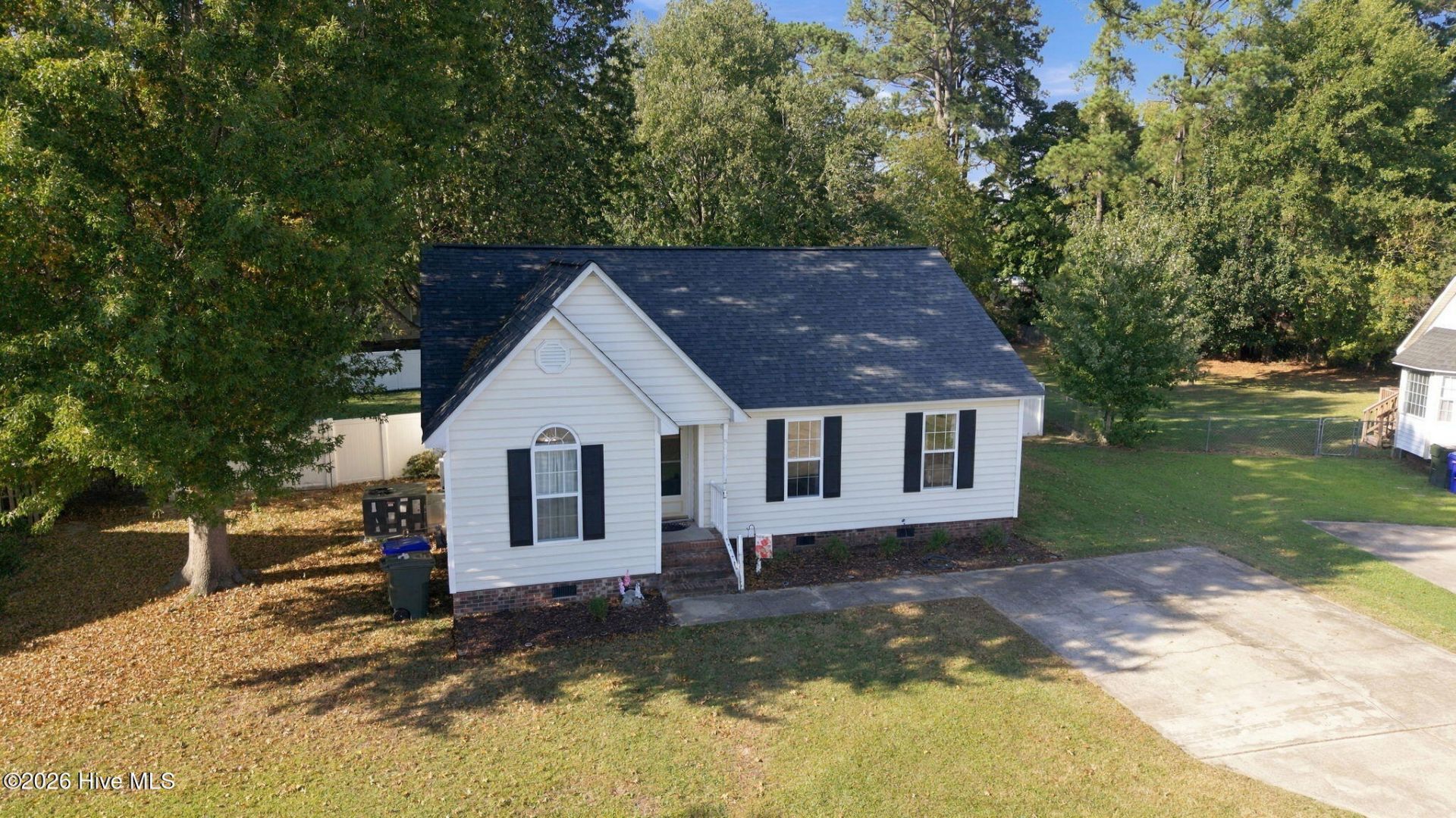 208 John Avenue  Photo 5