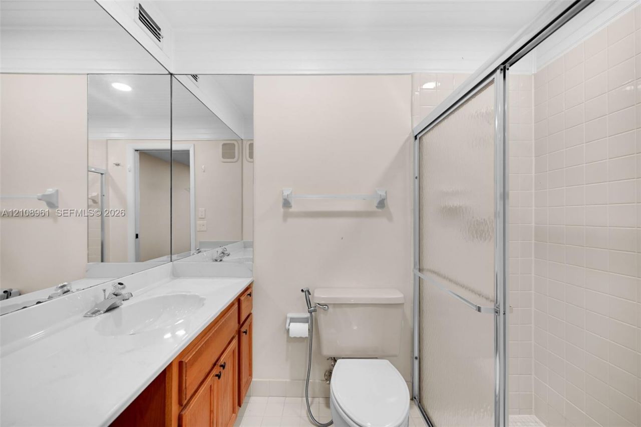 1750 NE 39th Ct, Unit 803, Pompano Beach, FL 33064 Photo