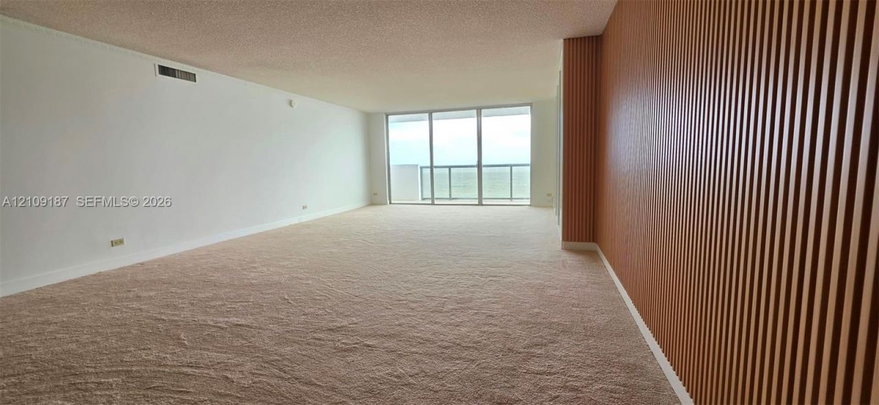 6039 Collins Ave, Unit 1625, Miami Beach, FL 33140 Photo
