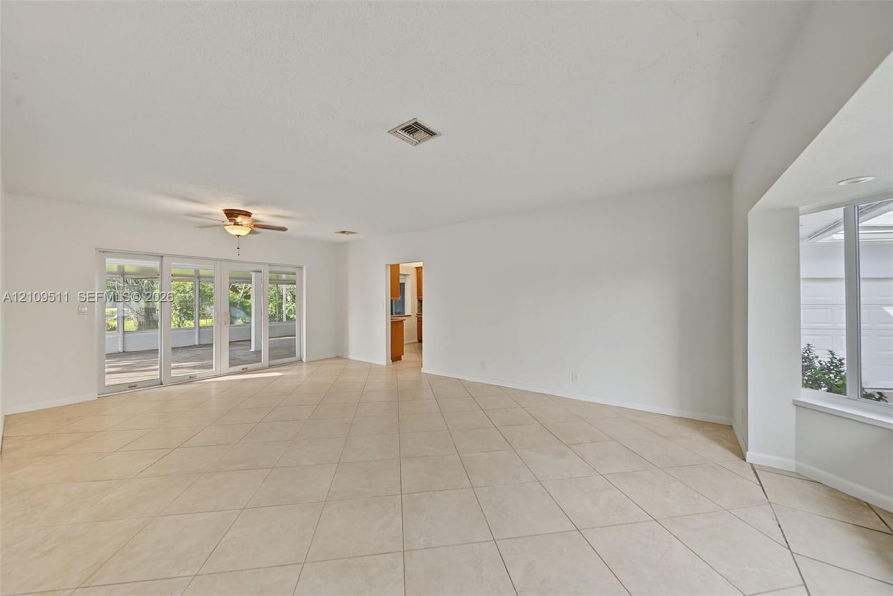 6260 Rose Ter, Plantation, FL 33317 Photo