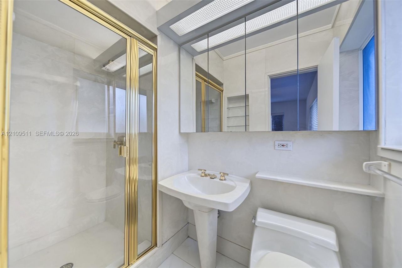 6260 Rose Ter, Plantation, FL 33317 Photo