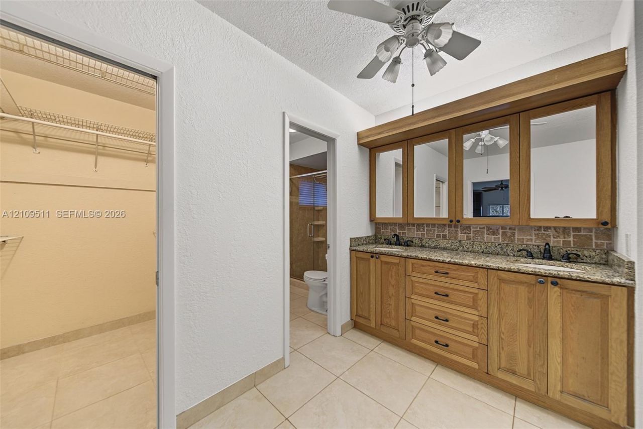 6260 Rose Ter, Plantation, FL 33317 Photo